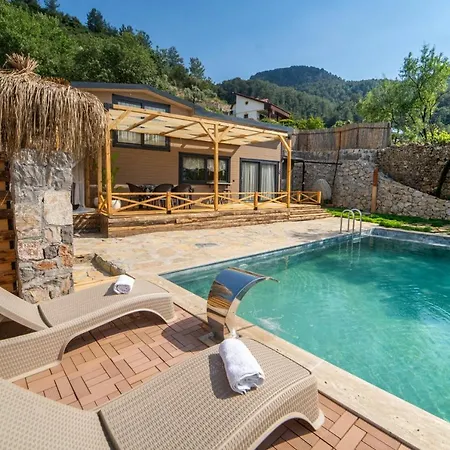 Amazing With Pool And Jacuzzi In Apartman